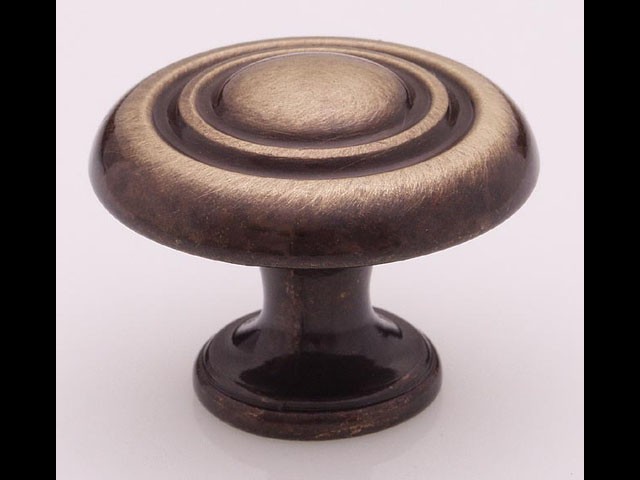BÚTORFOGANTYÚ G 682-30 GOMB FÉM ANTIKOLT BRONZ FÉM