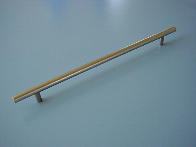 Rúdfogantyú matt nikkel 288 mm Fém