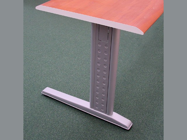 LÁB CANBERRA 695mm RAL9006 alumnium láb ALUMINIUM FÉM