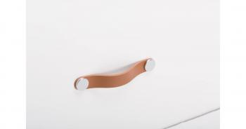 Fogantyú FLEXA 128 mm 150 mm bézs bőr  + fényes króm 1.Kép