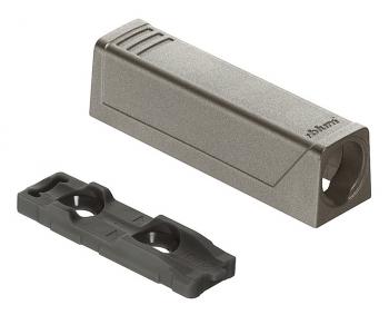 BLUM TIP-ON adapterlemez ajtókhozegyenes (20/17 mm) Nikkel-lakkozott 1.Kép