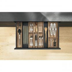 BLUM AMBIA-LINE Keresztosztó LEGRABOX Front kihúzású fiók (ZC7F300RHU)  Fadesign Bar 3.Kép