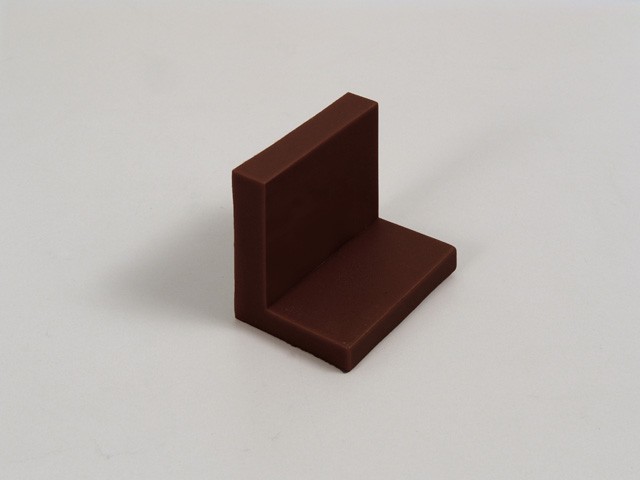 SZEKRÉNY FÜGGESZTÖ 48104 50X35,2X7 mm RAL8004-wengéhe ACÉL-MÜANYAG