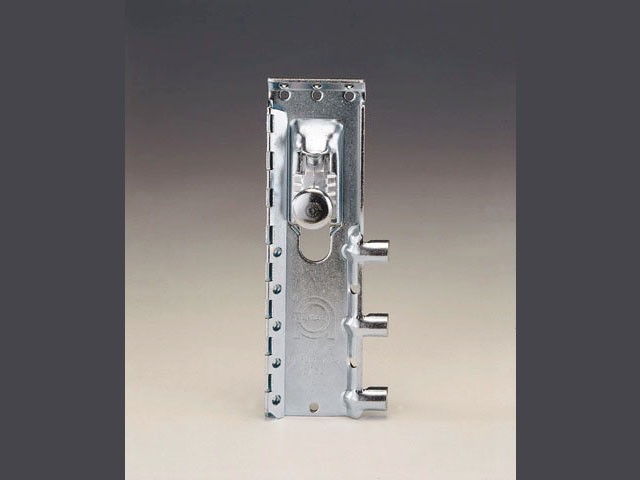 817-es SZEKRÉNY FÜGGESZTŐ VASALAT BALOS HORGANYZOTT 148×53,5×19 mm FÉM