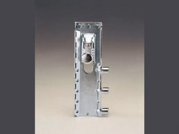 817-es SZEKRÉNY FÜGGESZTŐ VASALAT BALOS HORGANYZOTT 148×53,5×19 mm FÉM 1.Kép