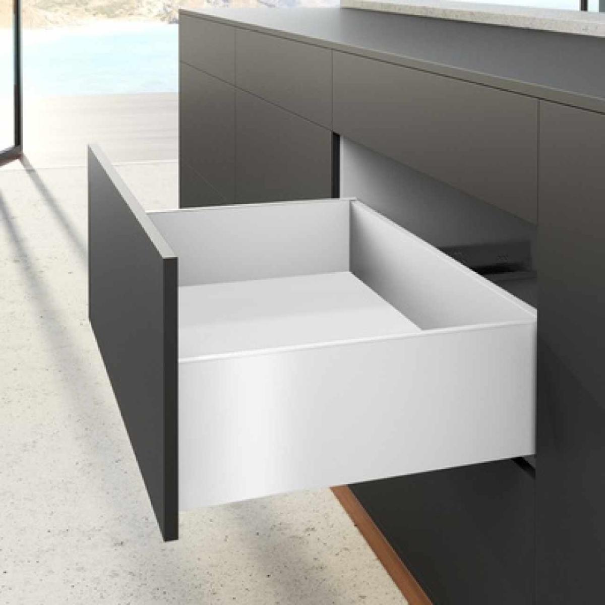 Hettich AvanTech YOU fiók oldal profil  650mm, balos, fehér, magasság 187 mm (ipari kiszerelés)