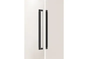 Fogantyú  Viefe BROOKLYN BIG frontról szerelhető 1056 mm, alumínium, fekete ti 1.Kép